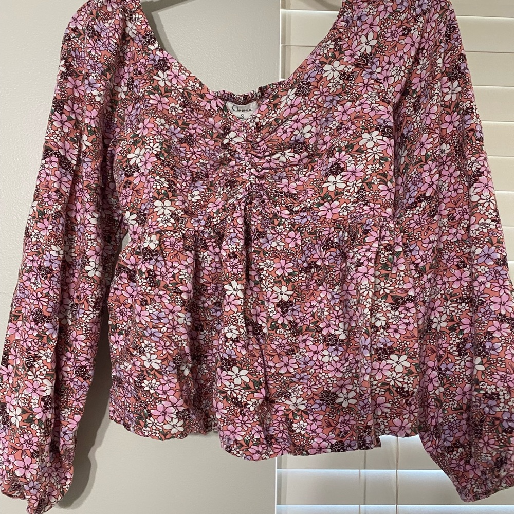 Balloon sleeve crop top